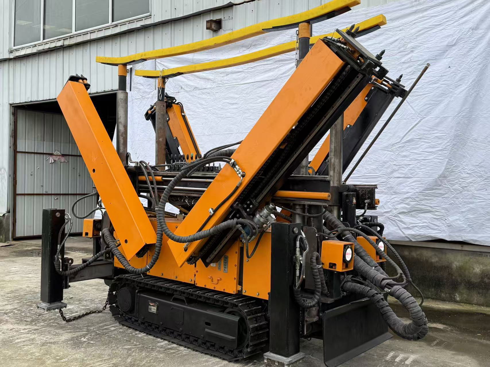 煤矿用机载锚杆钻机